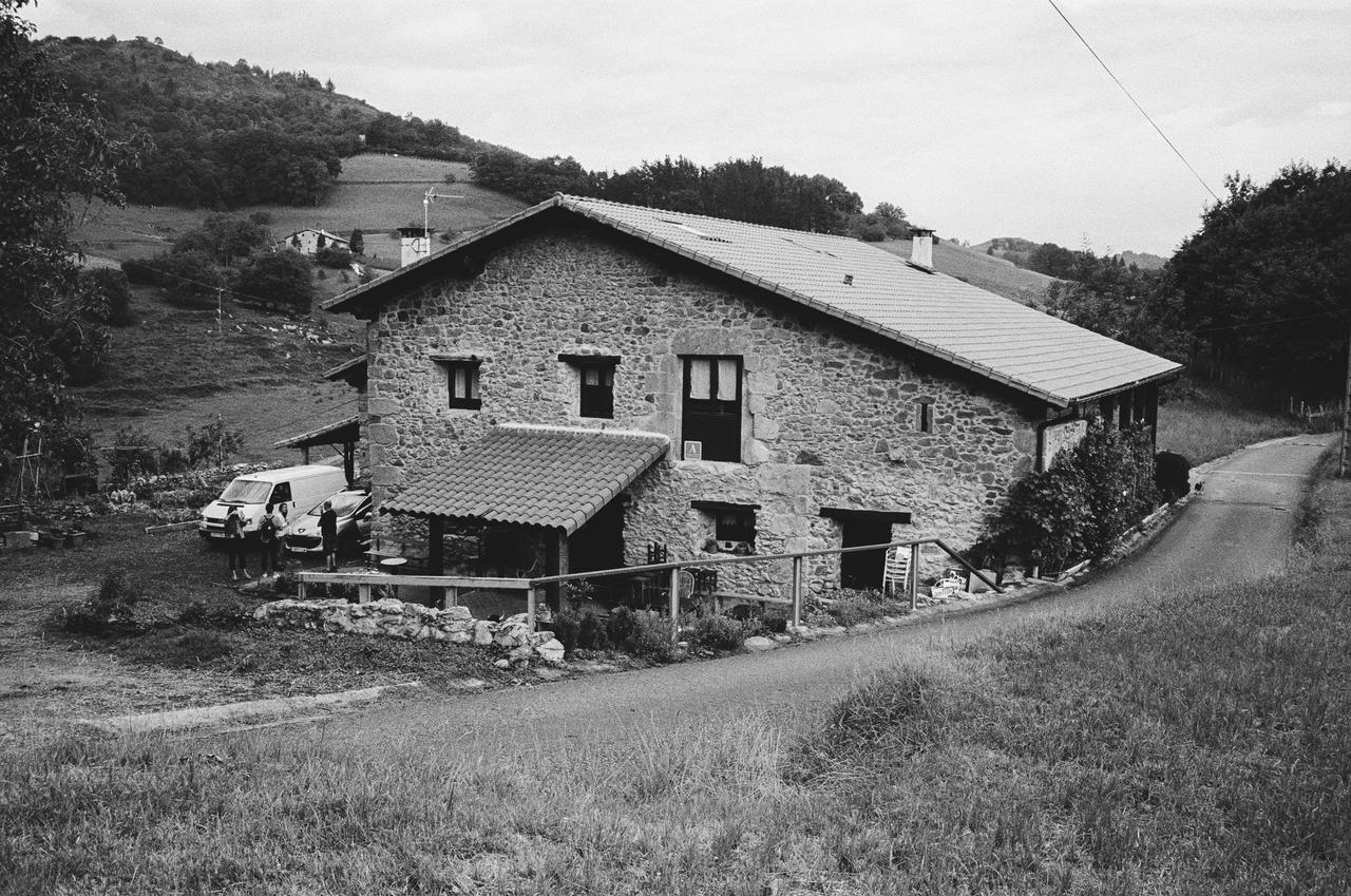 Hostel Otardi Asteasu Exteriér fotografie